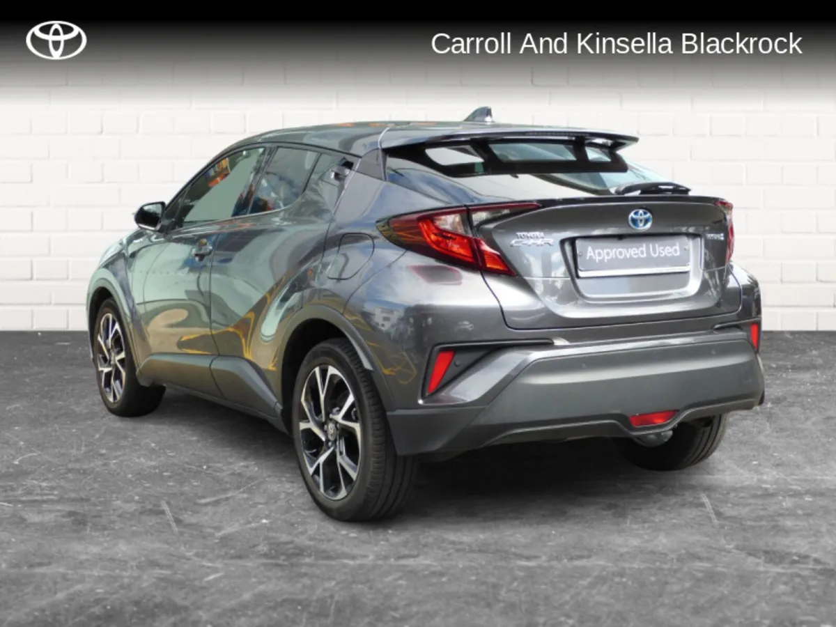 Toyota C-HR Hybrid Sport - Image 2