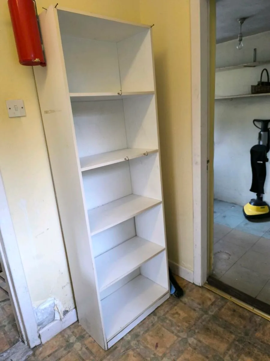 Bookshelf