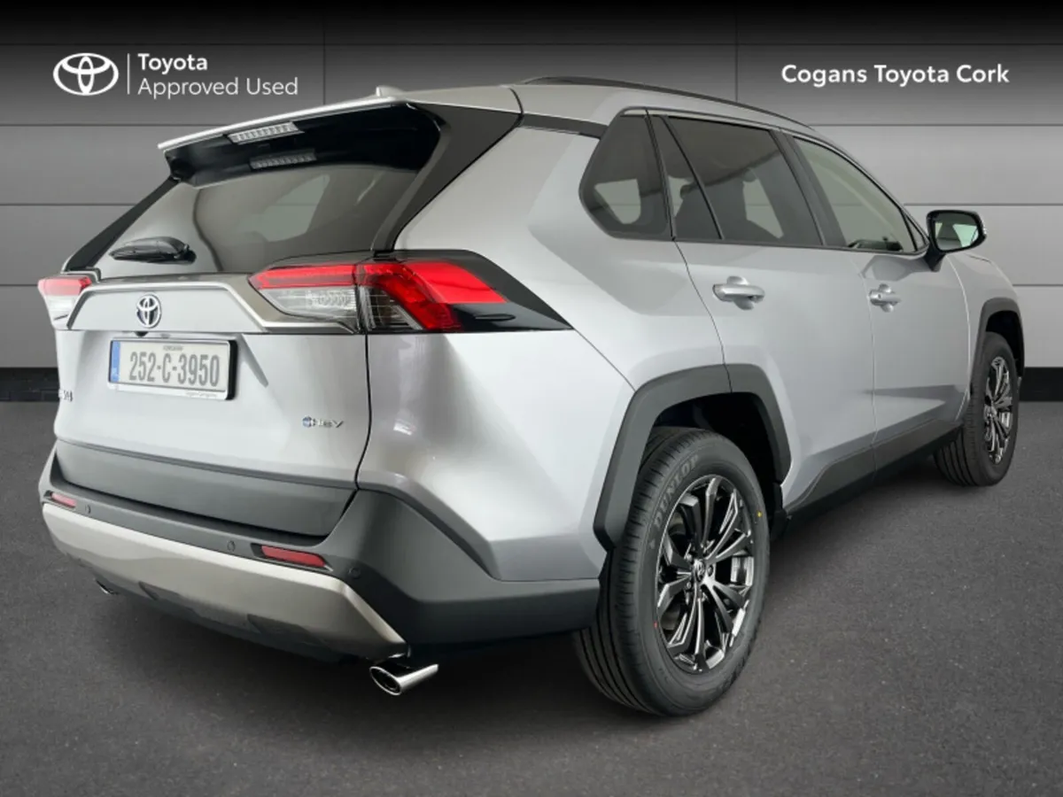 Toyota RAV4 2.5 - Image 2