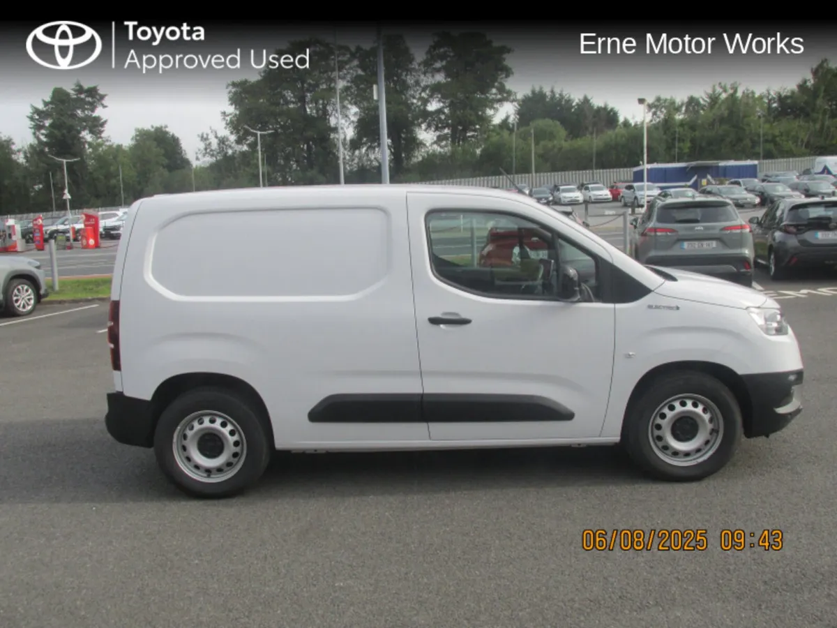 Toyota Proace City PROACE CITY EV GX SWB MASSIVE S - Image 3