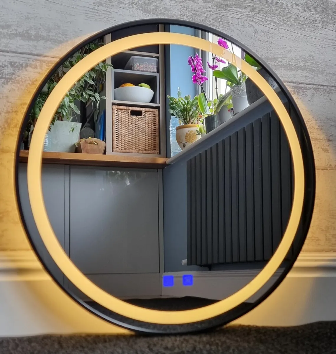 LED Bathroom Mirror Round Black Frame Antifog 60cm - Image 3