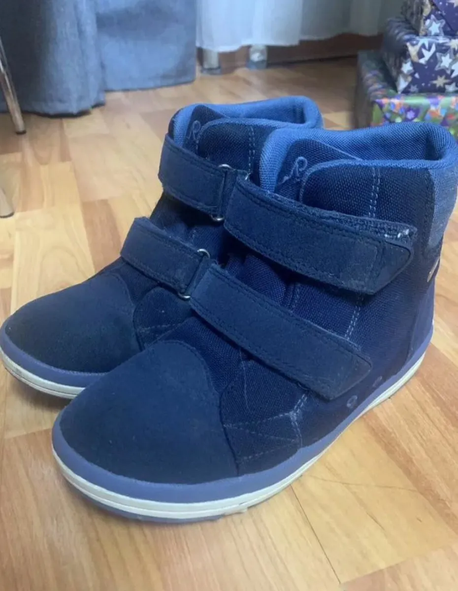 Boots - Image 1