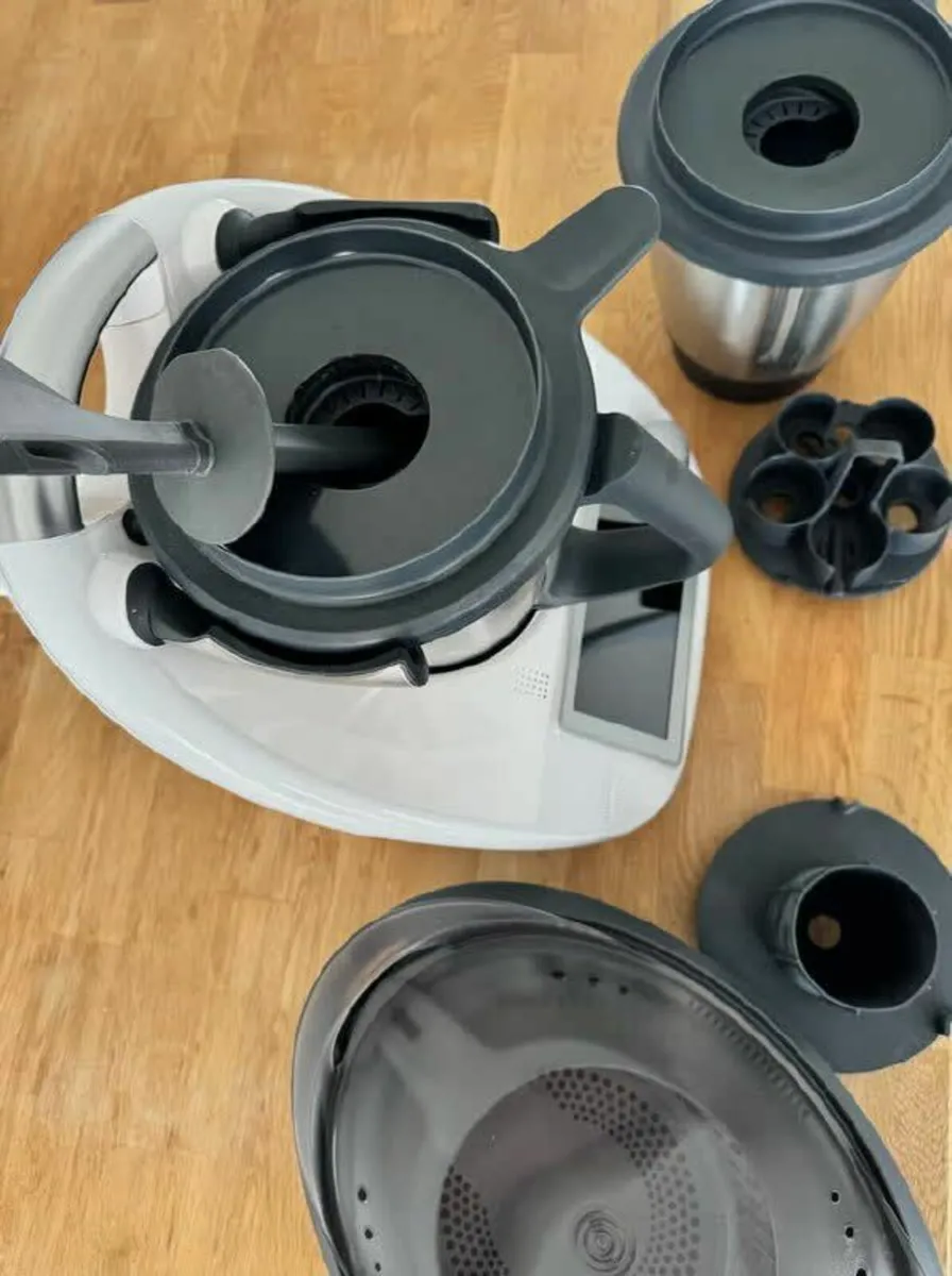 Vorwerk Thermomix TM6 Food Processor White - Image 3
