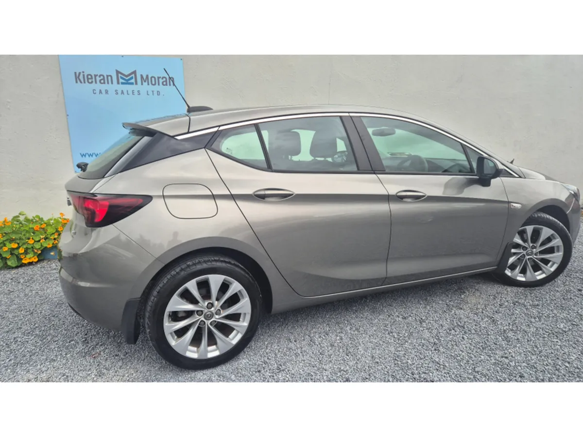 Opel Astra 1.6 CDTI - Image 4
