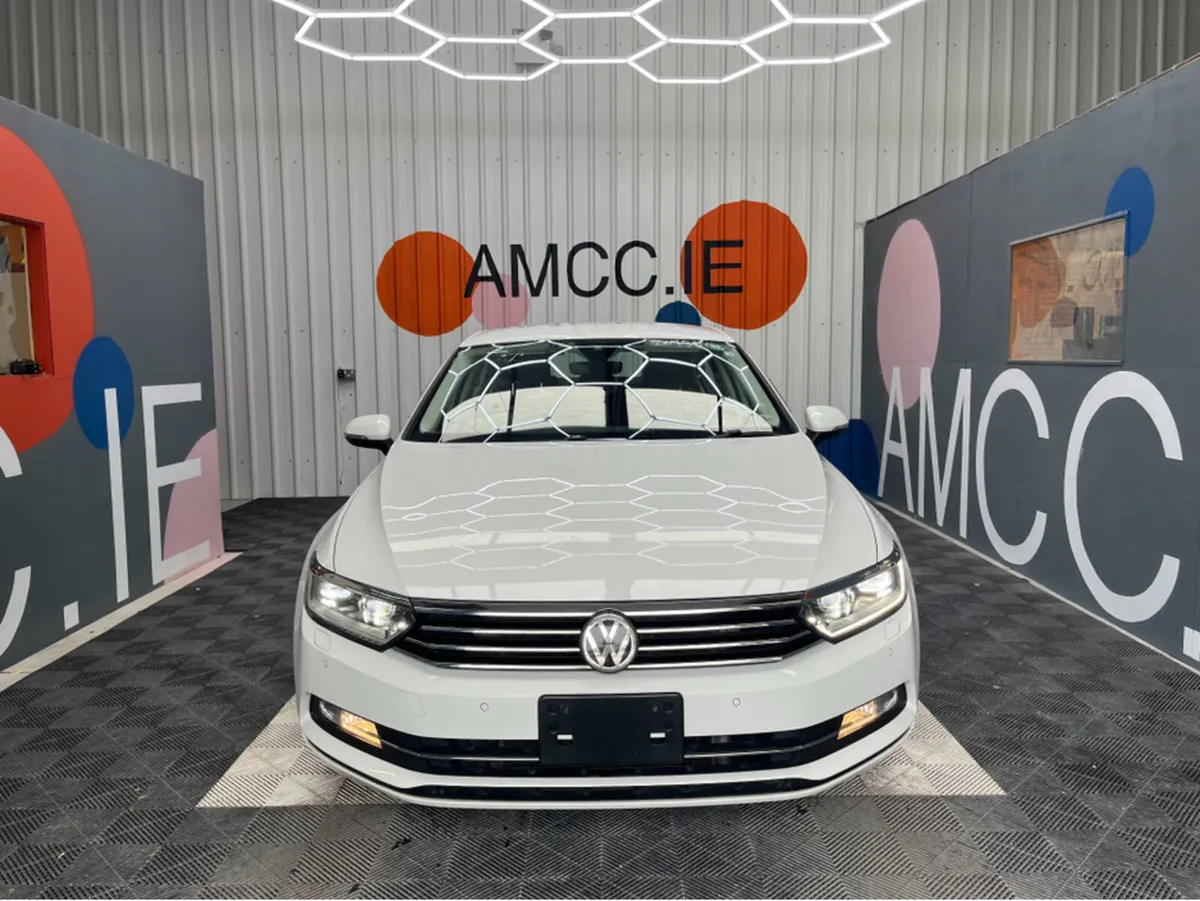 Volkswagen Passat 1.4 TSI COMFORT LINE / 106k KMs - Image 2
