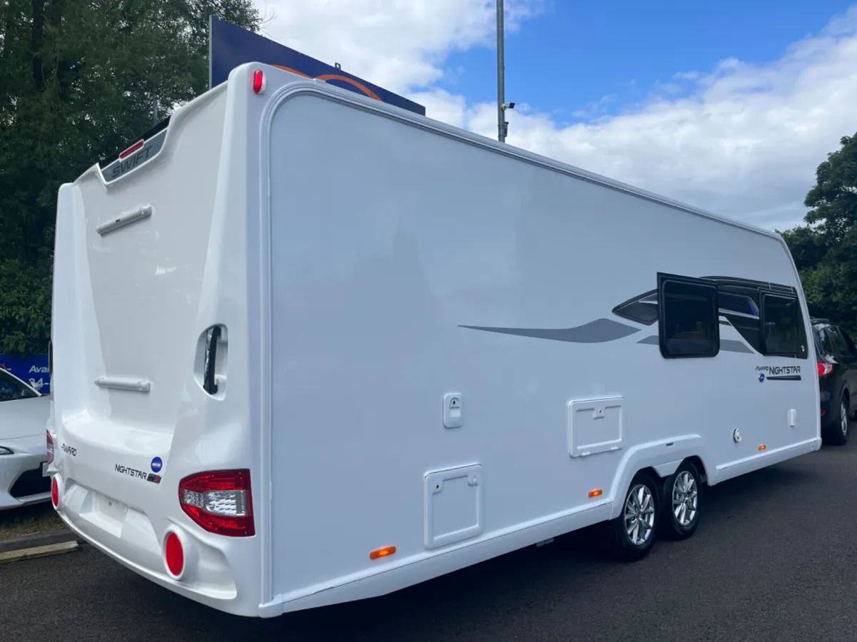 2024 SWIFT ACE AWARD NIGHTSTAR 6/7 BERTH 8FT WIDE - Image 4
