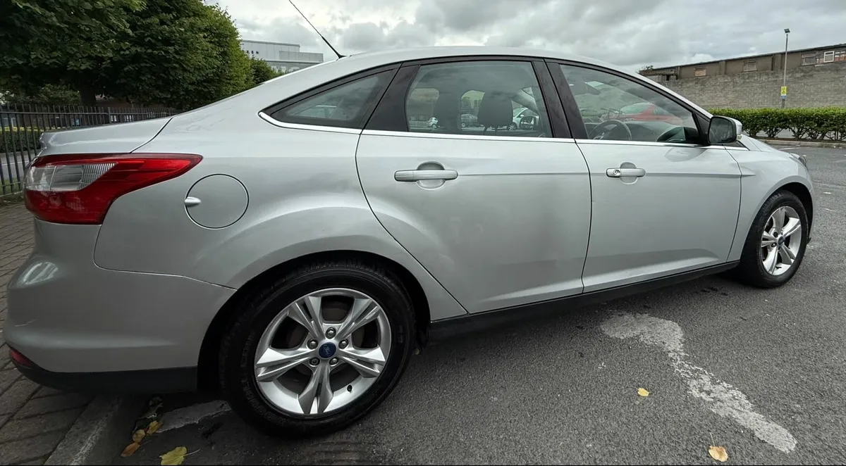Ford Focus 2013 - Image 3