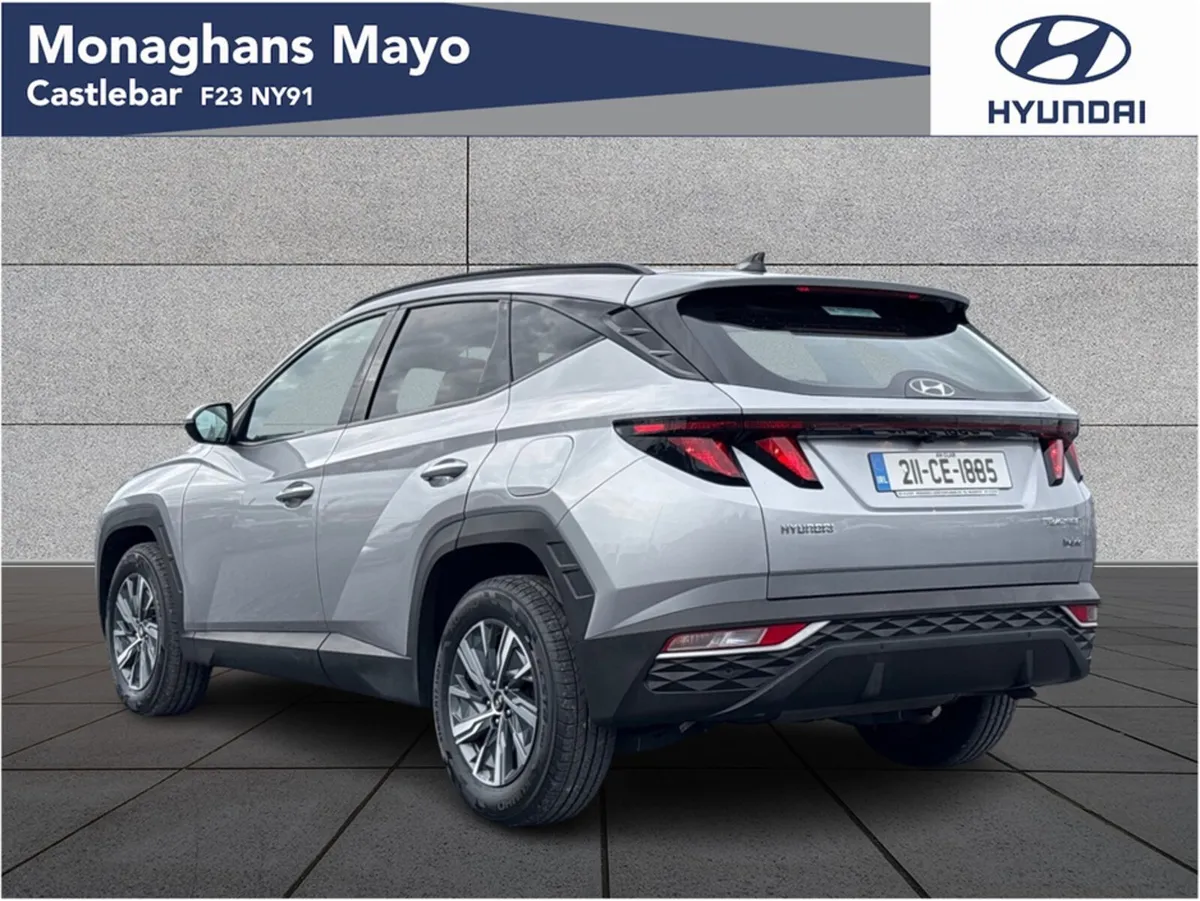 Hyundai Tucson EXECUTIVE HEV AUTOMATIC 5DR AUTO - Image 3