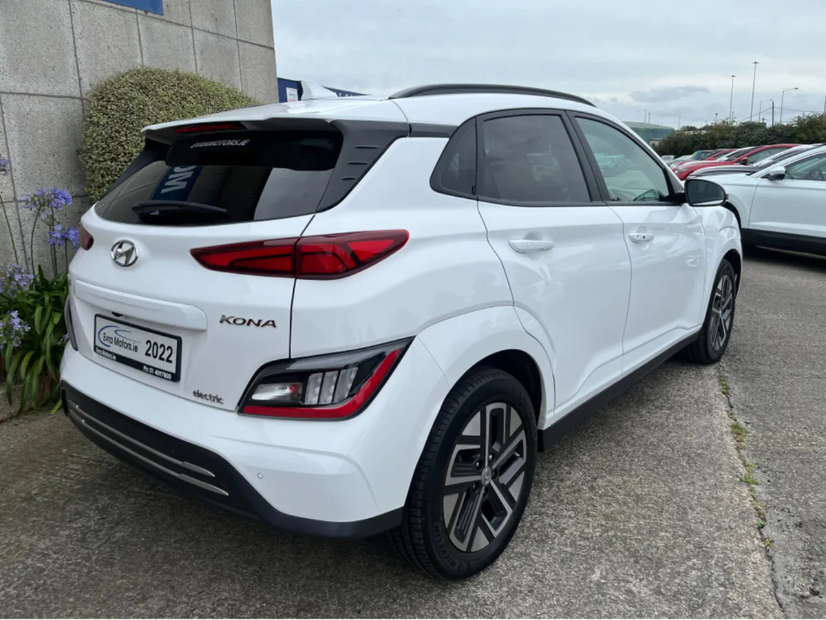 Hyundai KONA PREMIUM EV 64KWH //HIGH SPEC// - Image 4