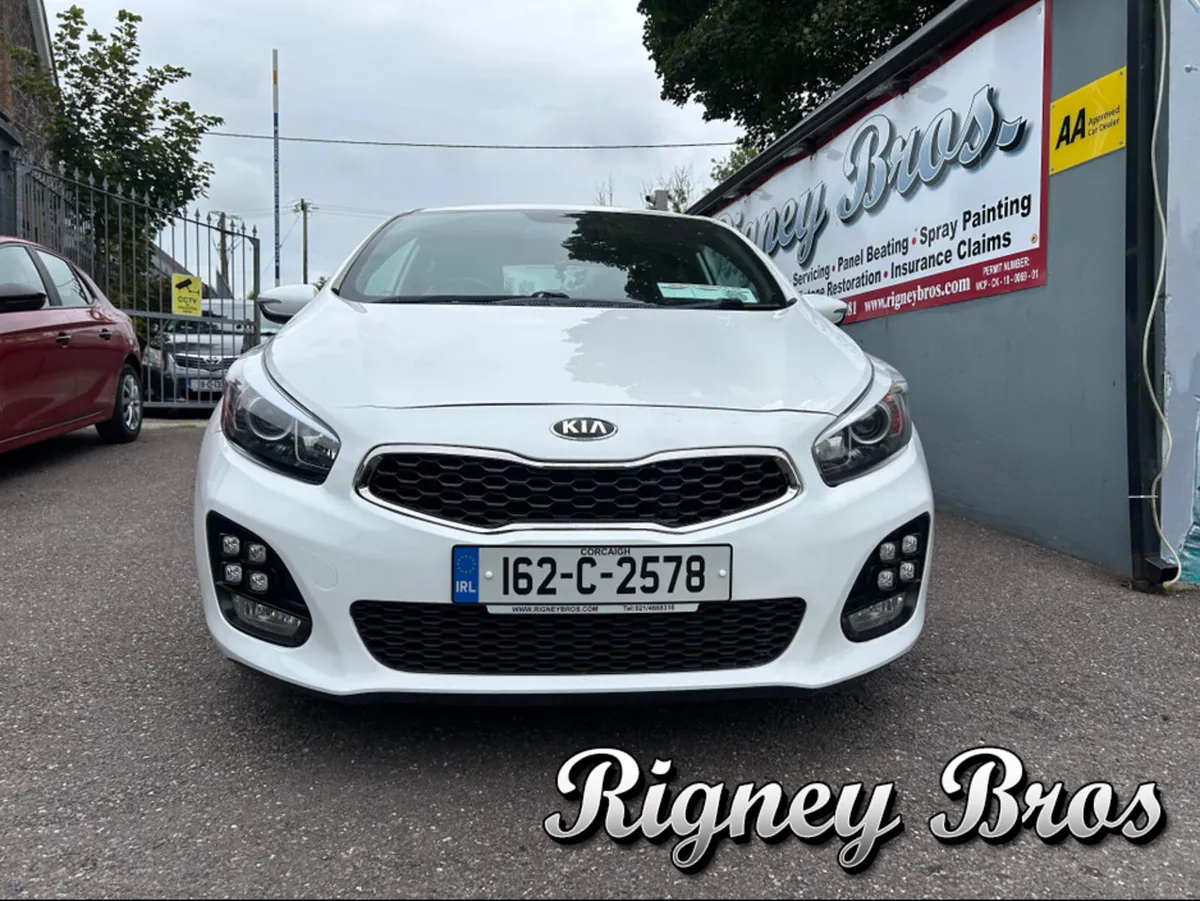 Kia ProCeed 1.6 GT LINE 3DR - Image 2
