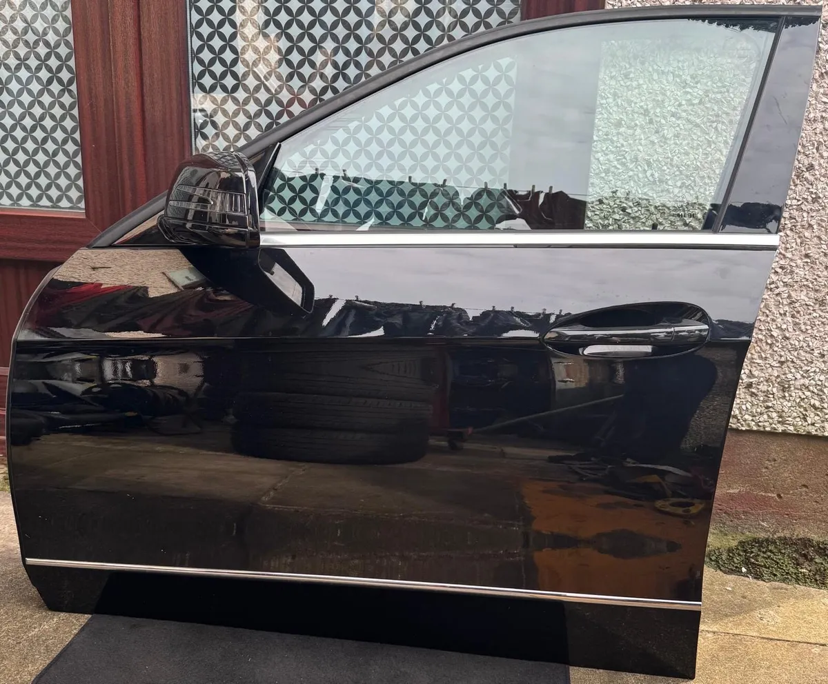 Mercedes e class 2009-2016 - Image 1