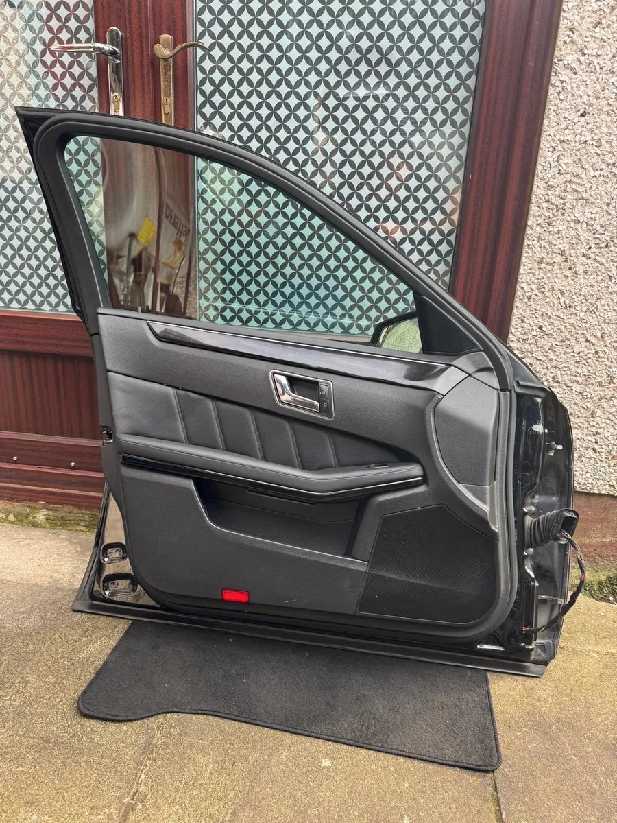 Mercedes e class 2009-2016 - Image 2