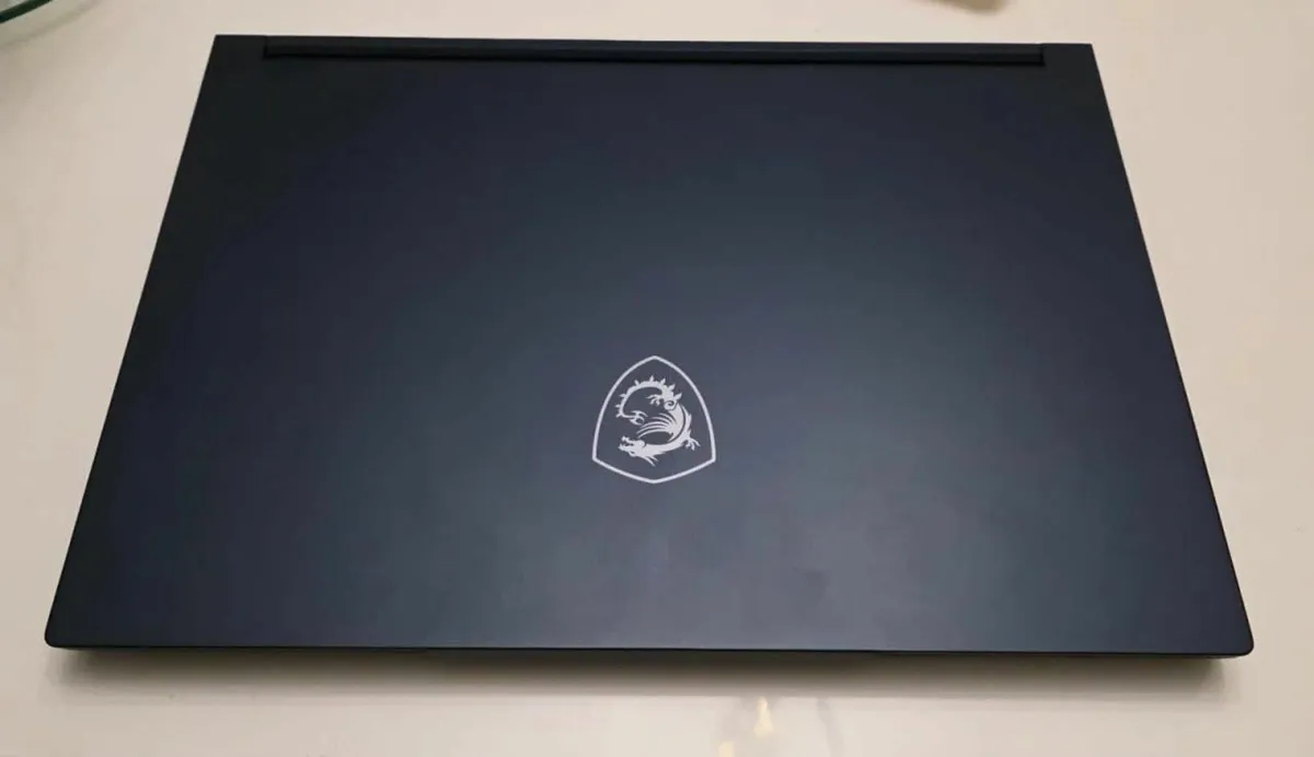 MSI Stealth 16 A13VG Studio - Image 3