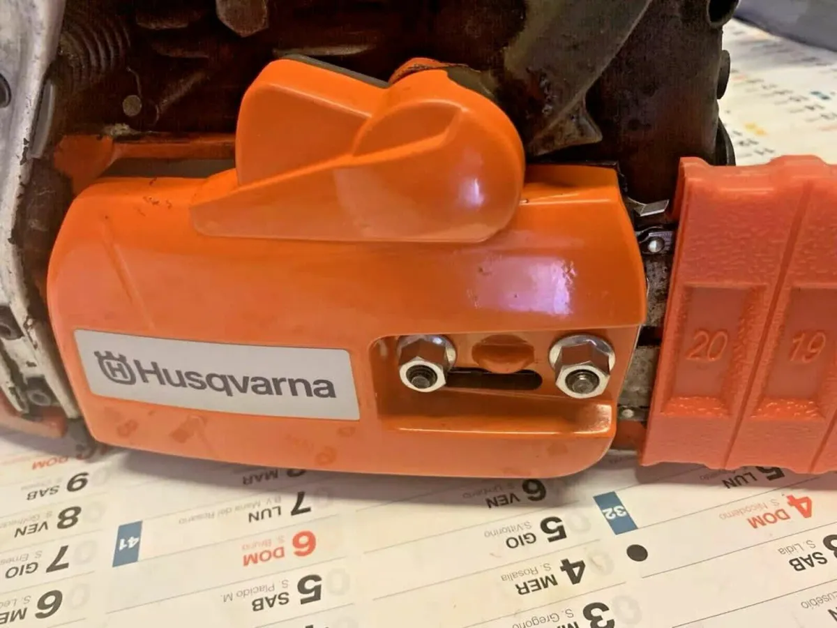 HUSQVARNA 357 XP CHAINSAW - ORIGINAL WITH PLATE🪚 - Image 3