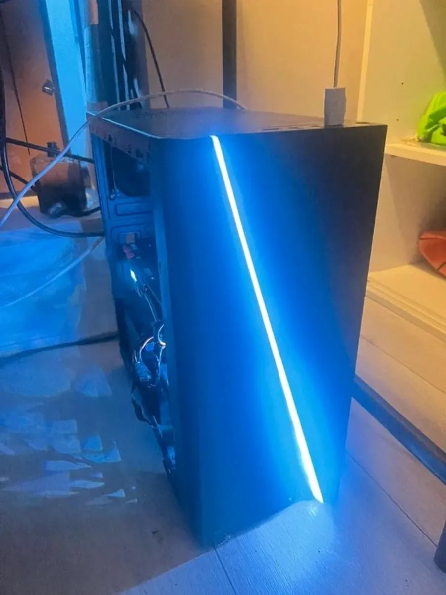 Gaming pc - Image 1