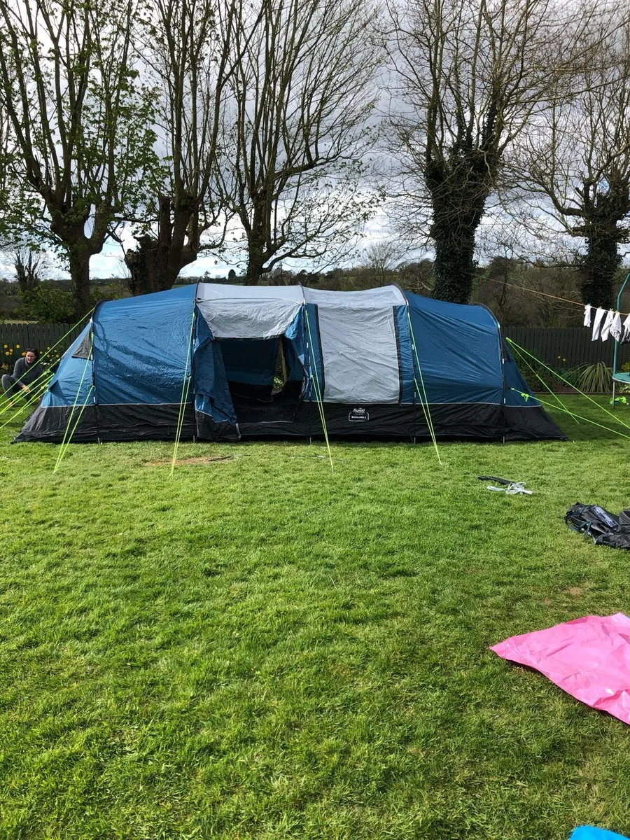 8 man tent & Equipment - Image 4