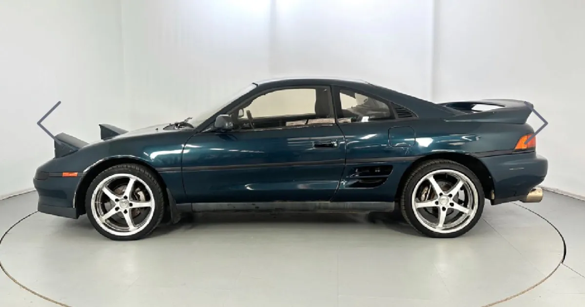 Toyota MR2 mark 2 GT - Image 4