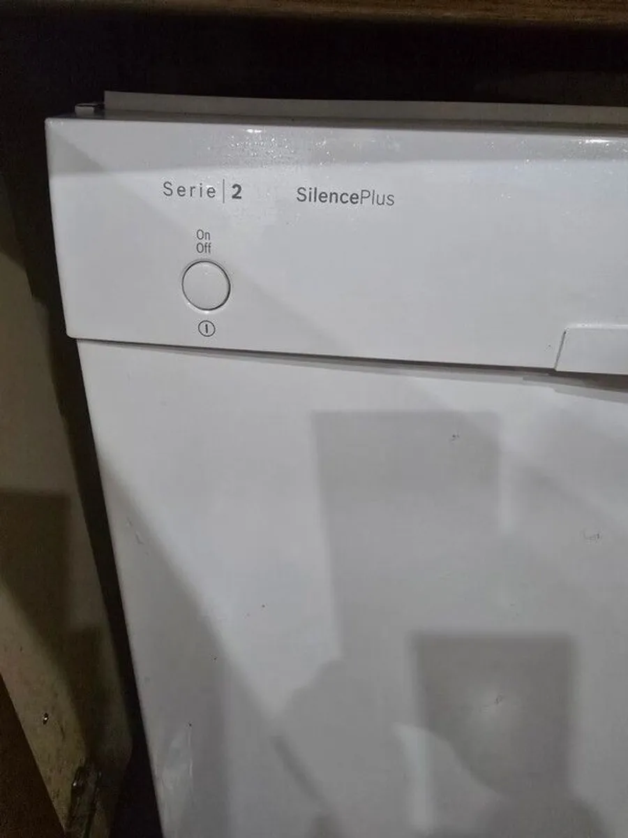 Dish washer - Image 2