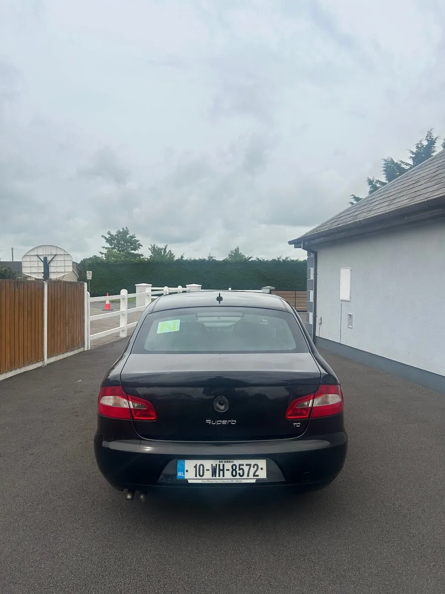 Skoda Superb 2010 - Image 3