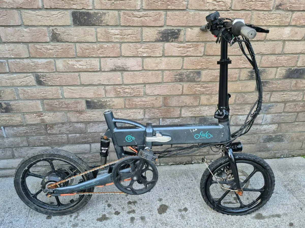 Fiido D2  electrical bike parts of repair don't kn - Image 1