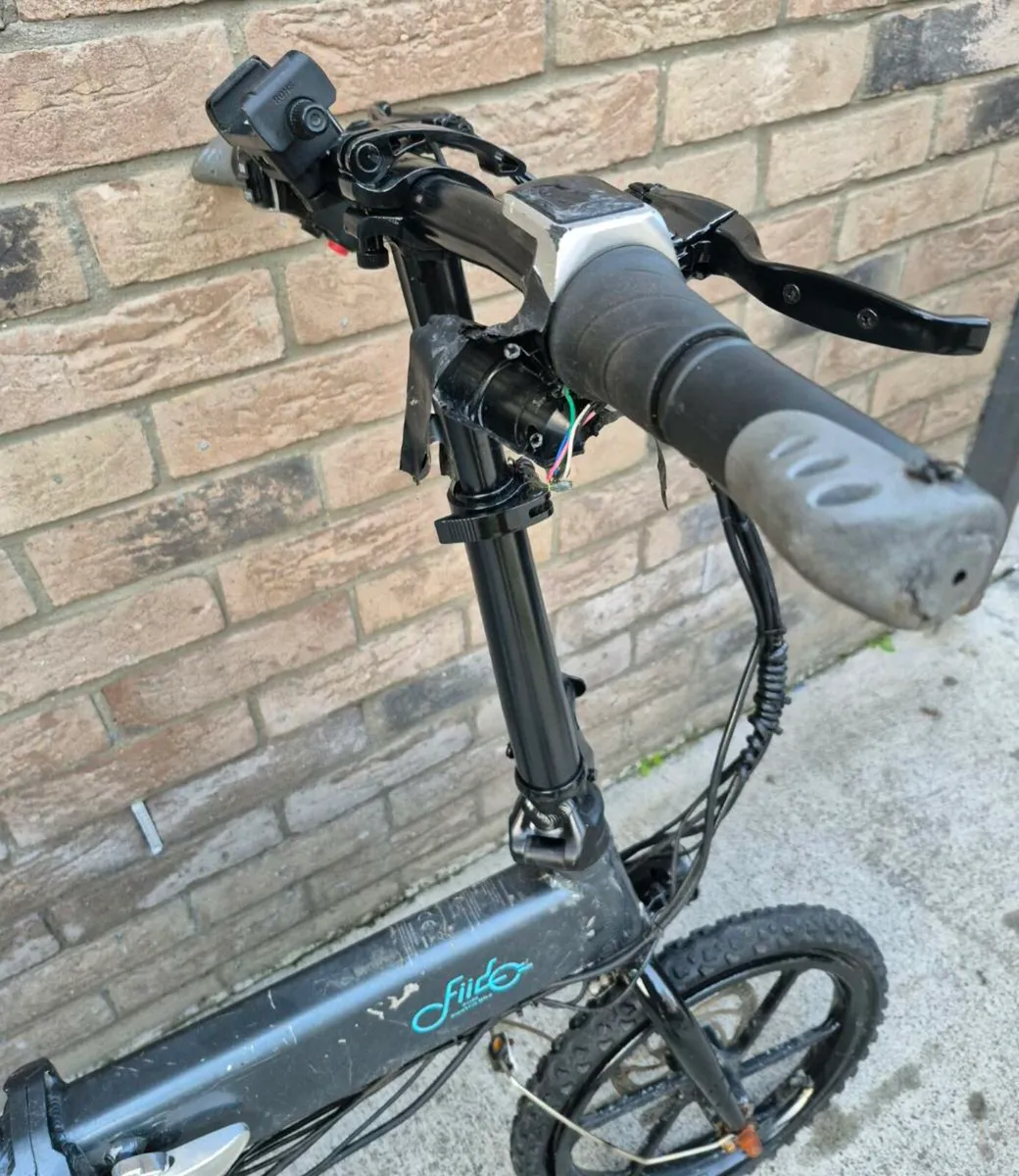 Fiido D2  electrical bike parts of repair don't kn - Image 4