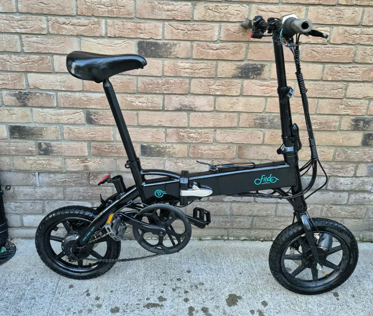 Fiido D2  electrical bike parts of repair don't kn - Image 3