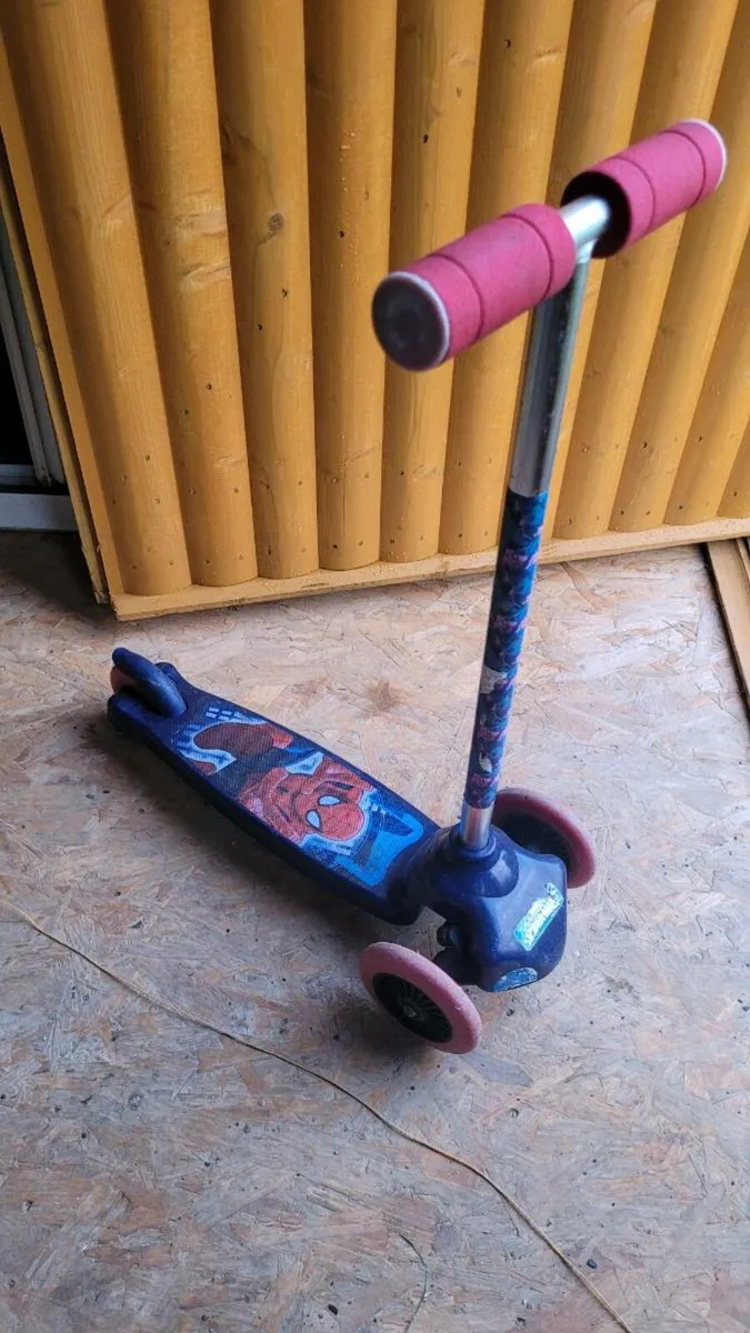 Scooter Free - Image 2