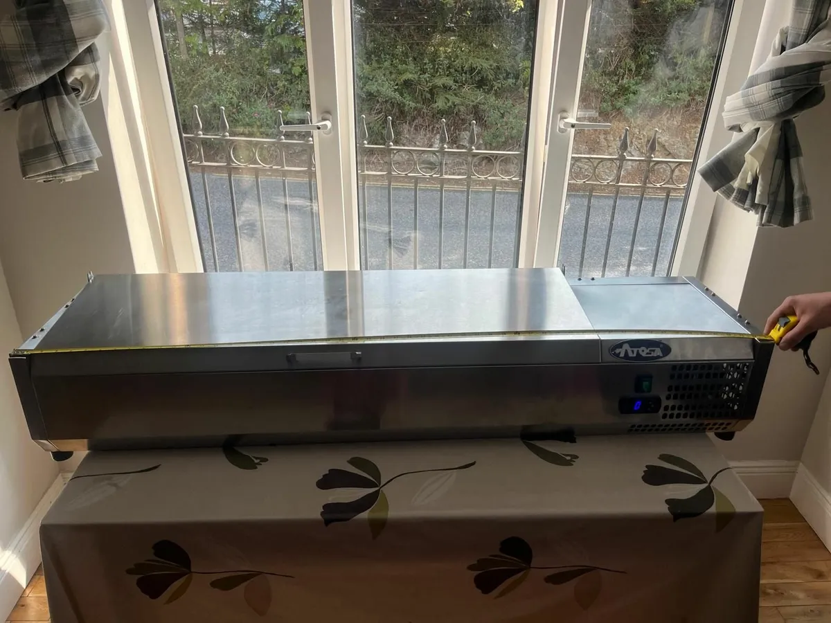 Atosa Countertop Prep Fridge with Lid - Image 2