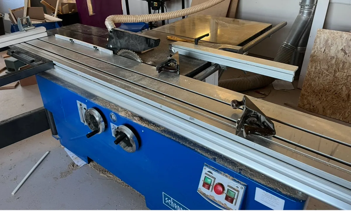 Large table saw