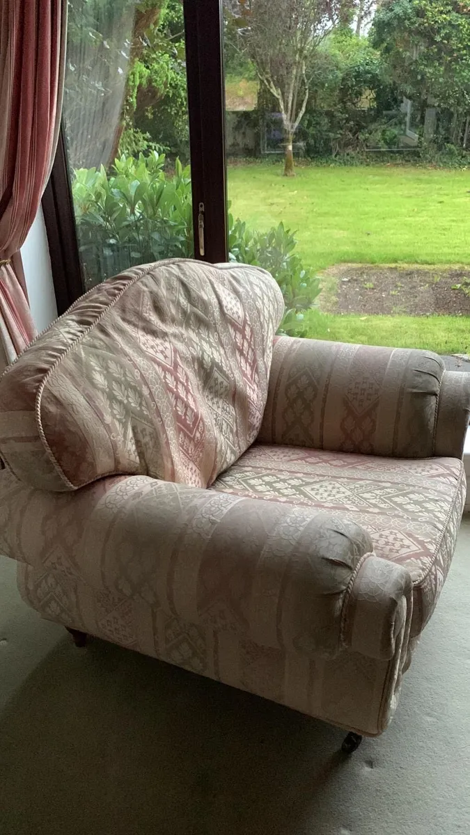 Arm chair