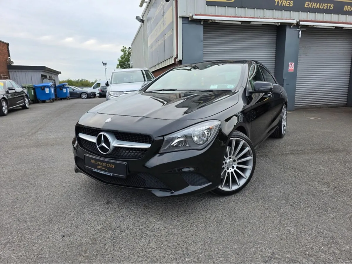 Mercedes-Benz CL-Class 180 Urban 4DR Auto - Image 1