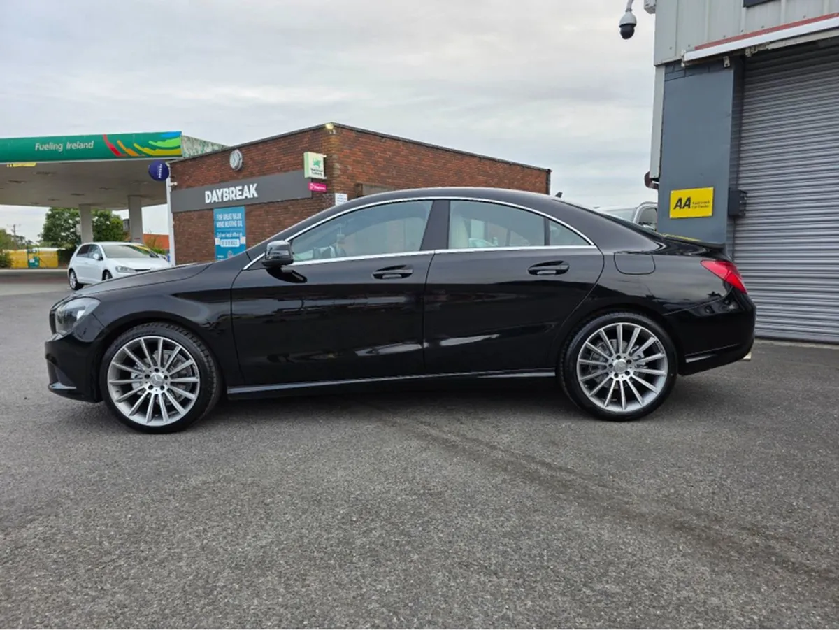Mercedes-Benz CL-Class 180 Urban 4DR Auto - Image 3