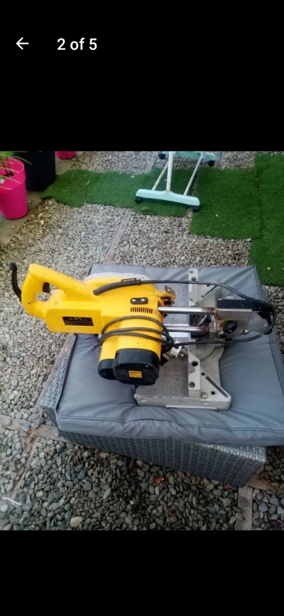 Dewalt Crosscut Mitre Saw - Image 2