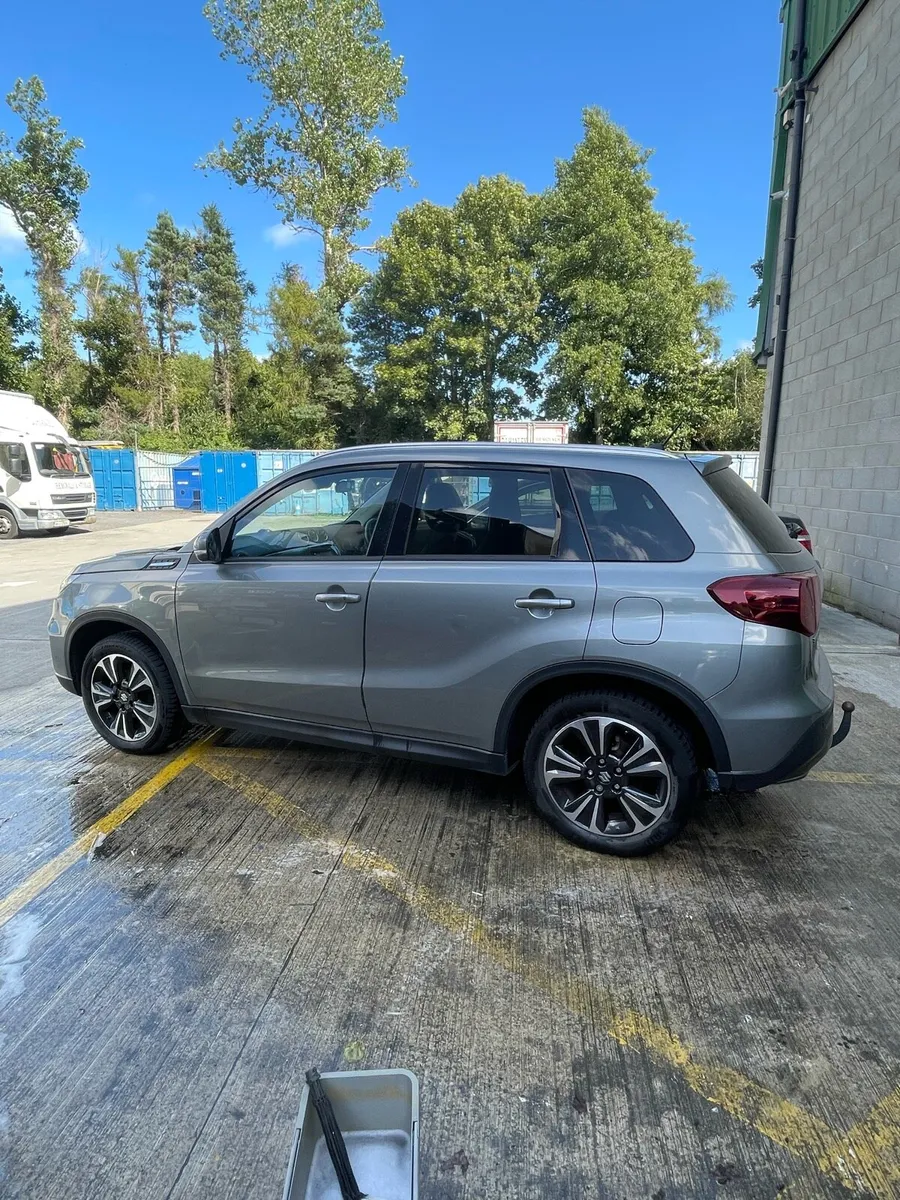 Suzuki vitra 4x4 ALL GRIP *top factory spec* - Image 4