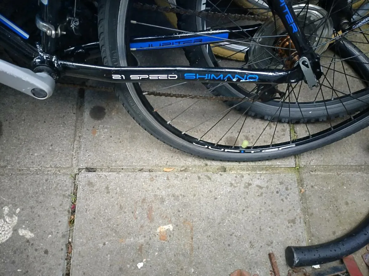 Road bike - Image 3