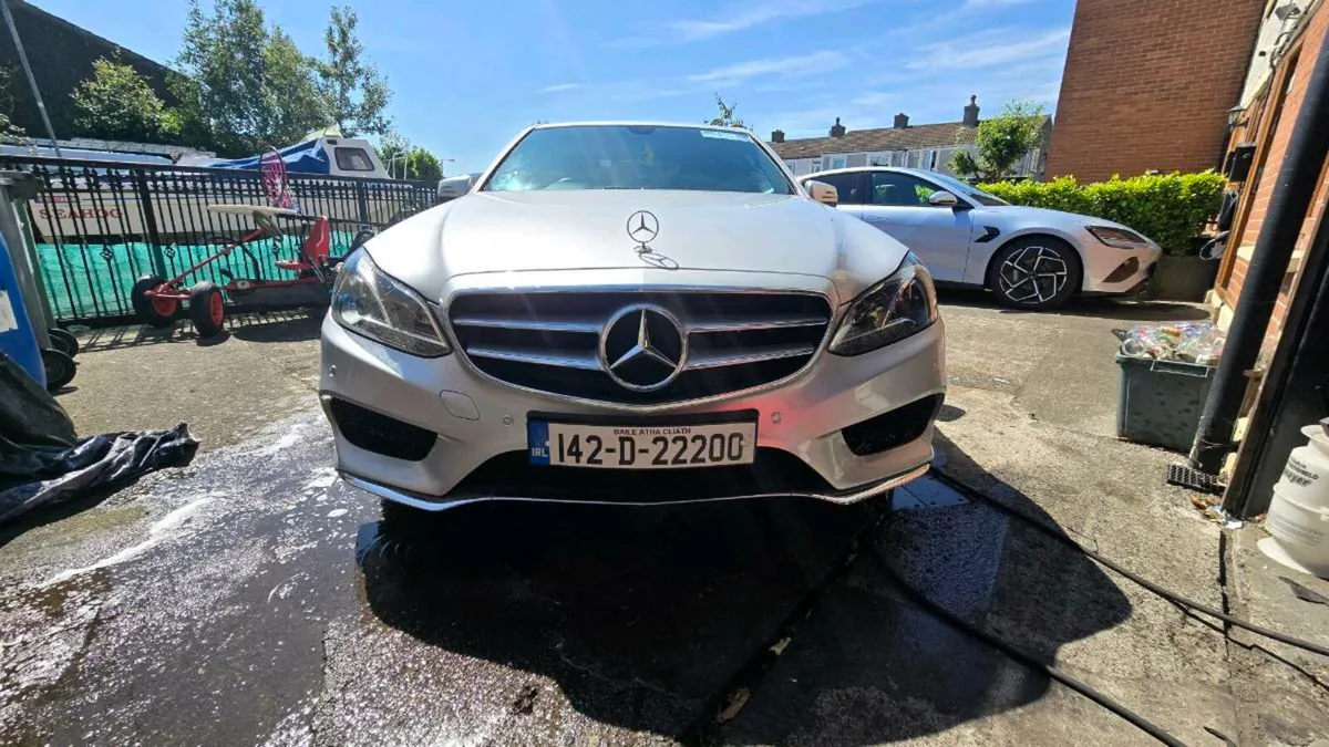E220 AMG android auto reverse camera - Image 1