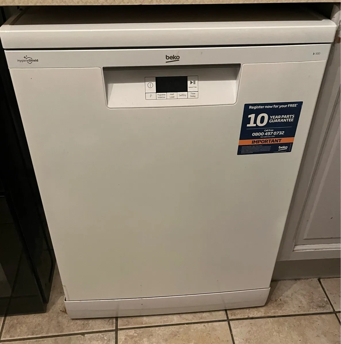 Freestanding Electric Dishwaher