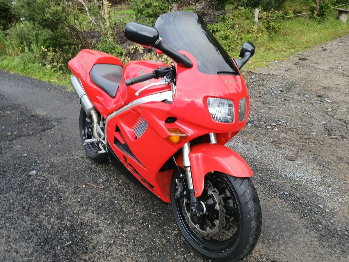 Honda VRF 750  May part x - Image 3