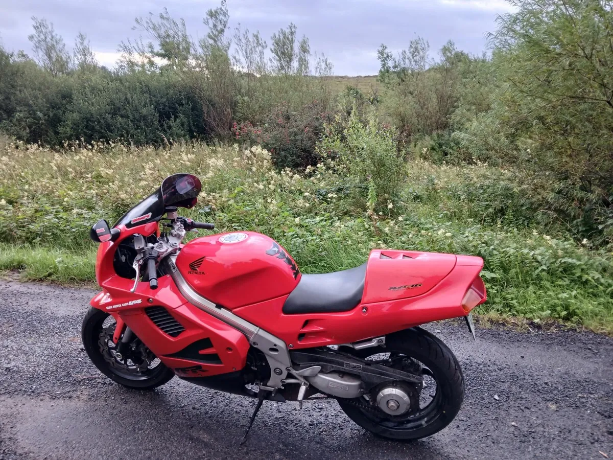 Honda VRF 750  May part x - Image 4