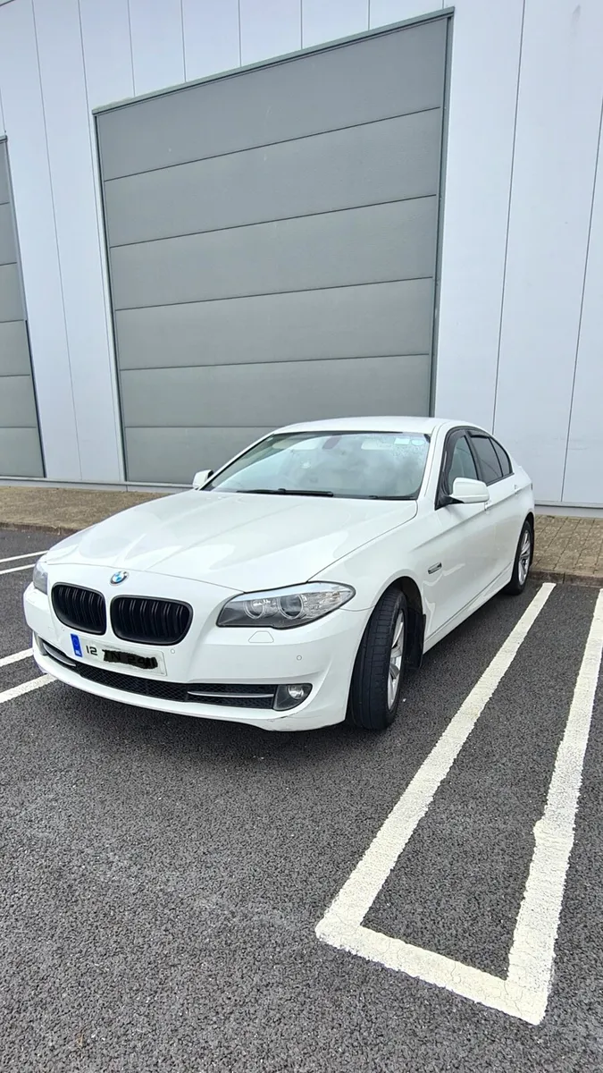 Bmw f10 520d 2012 - Image 2
