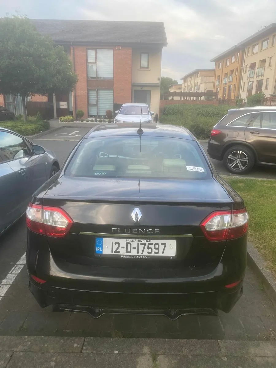 Renault Fluence 2012 - Image 2
