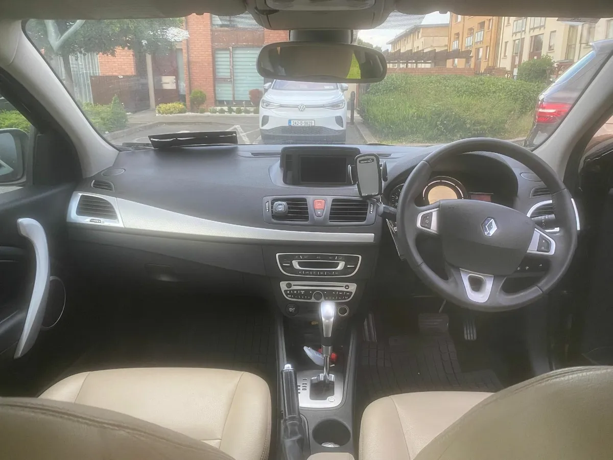 Renault Fluence 2012 - Image 4