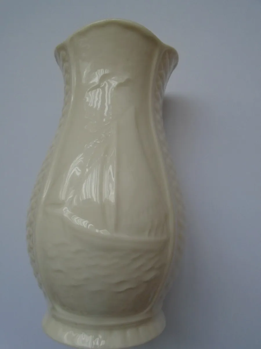 Belleek Vase, Ceramics, Collectables - Image 2