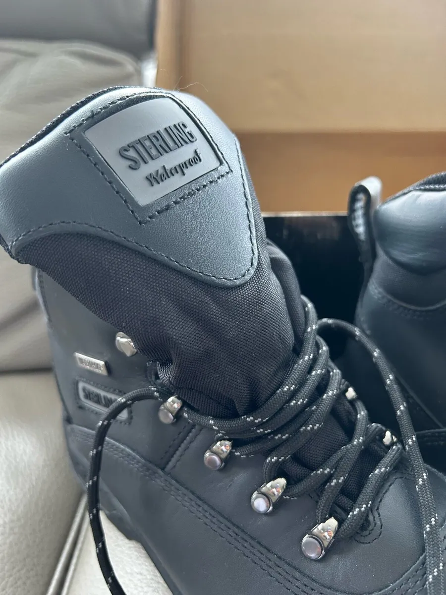 Boots - Image 3