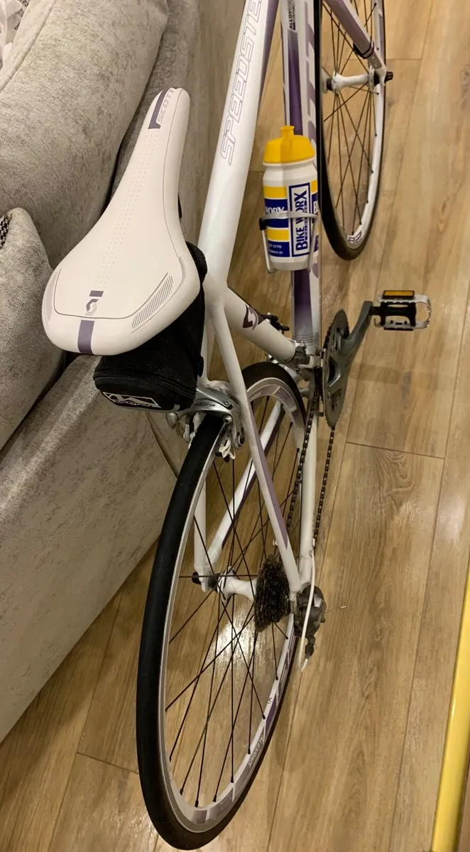 Racing Bike - Image 4