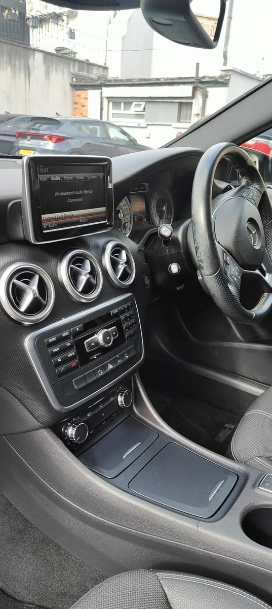 MERCEDES A180 - Image 3