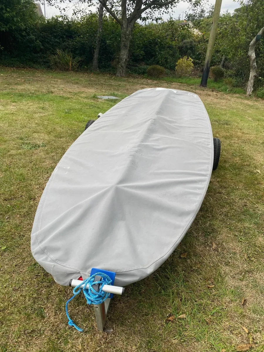 World Championship Topper Sailing Dinghy. Loaded. - Image 4