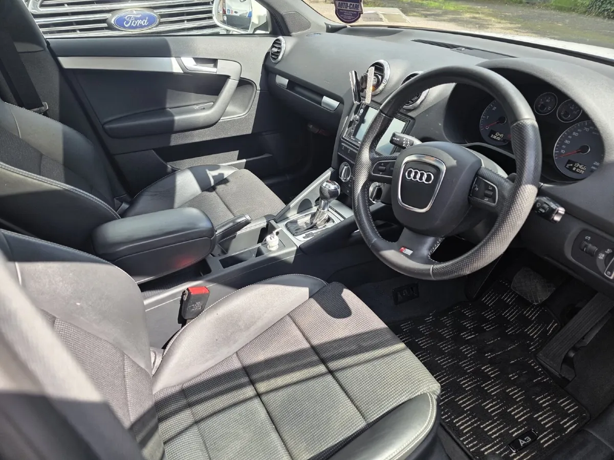 Audi A3 2013 - Image 2