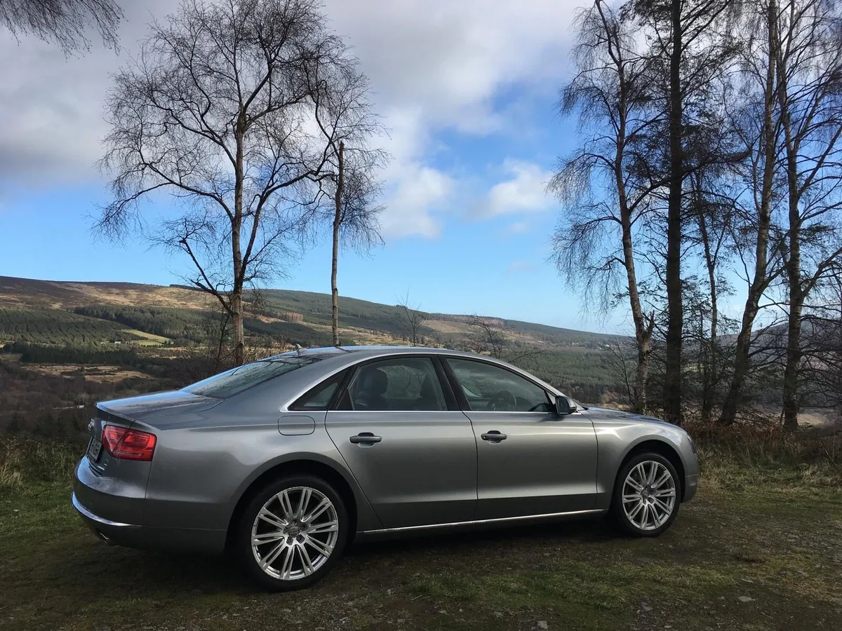 AUDI A8 - Image 4