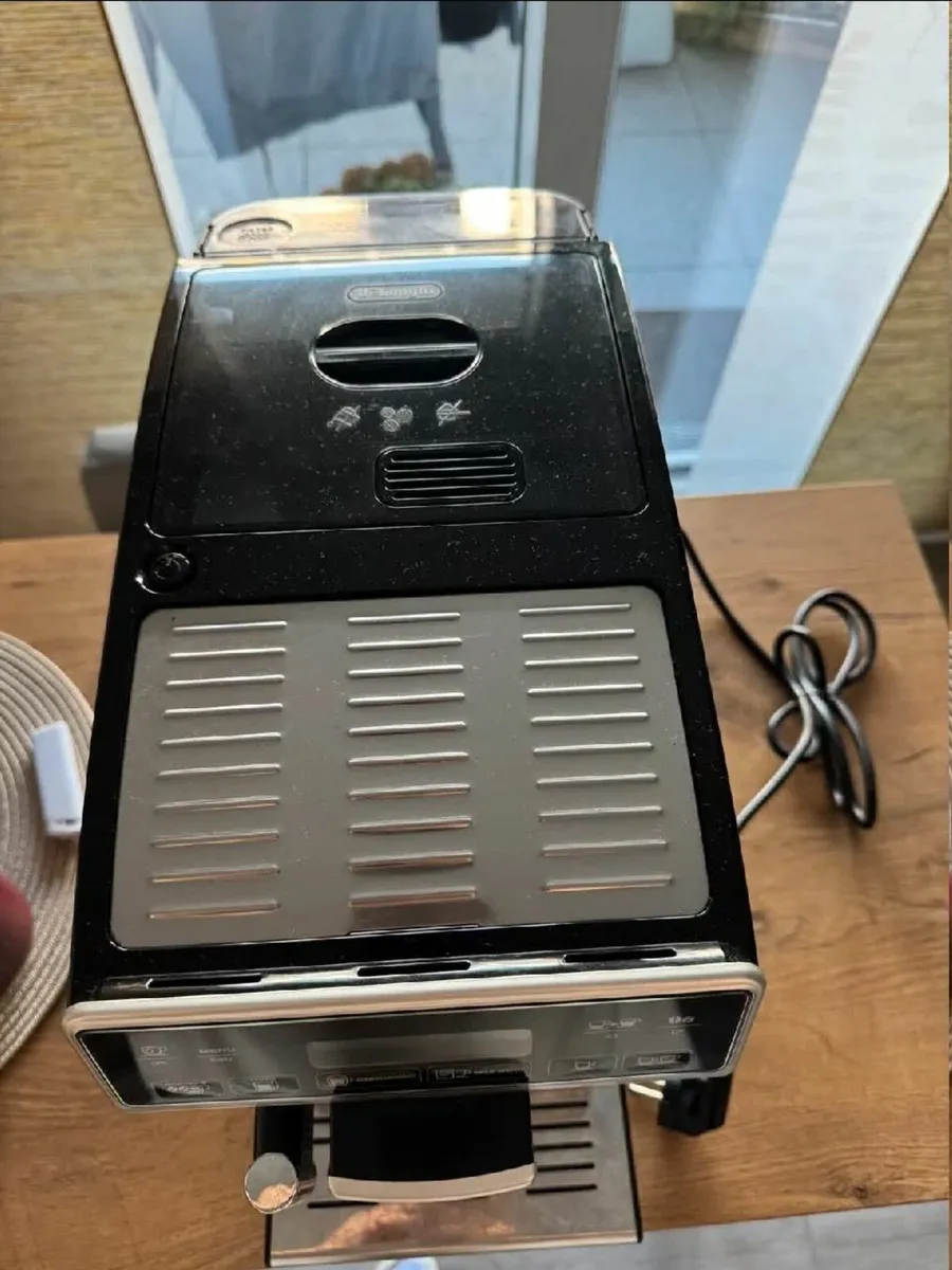 Delonghi Coffee machine - Image 2